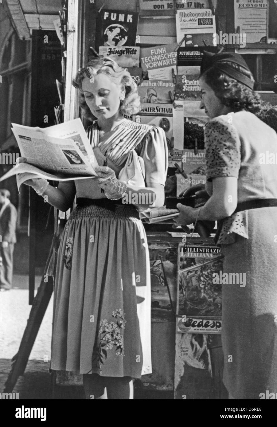 Vers 1940 Banque de photographies et d’images à haute résolution - Alamy
