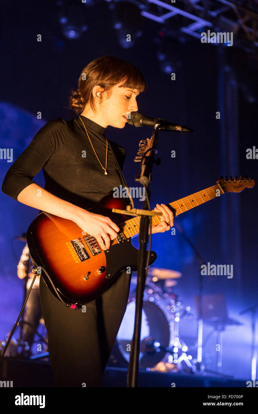Londres, Royaume-Uni, 28 janvier 2016. Fille Performance Live à l'O2 Kentish Town Forum. © Robert Stainforth/Alamy Banque D'Images