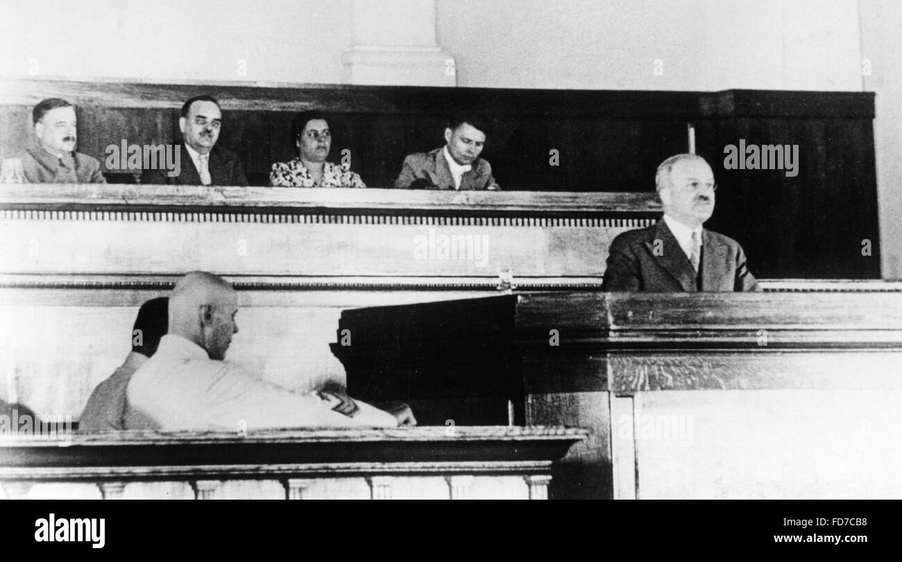 Viatcheslav Molotov devant le Soviet suprême, 1940 Banque D'Images