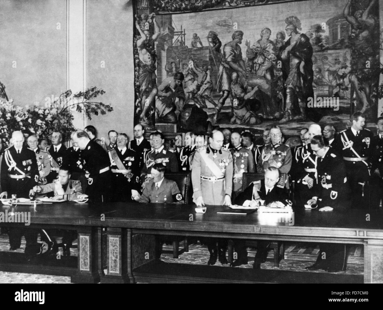Ciano, Hitler et Ribbentrop signe le pacte de l'alliance germano-italien, 22.05.1939 Banque D'Images