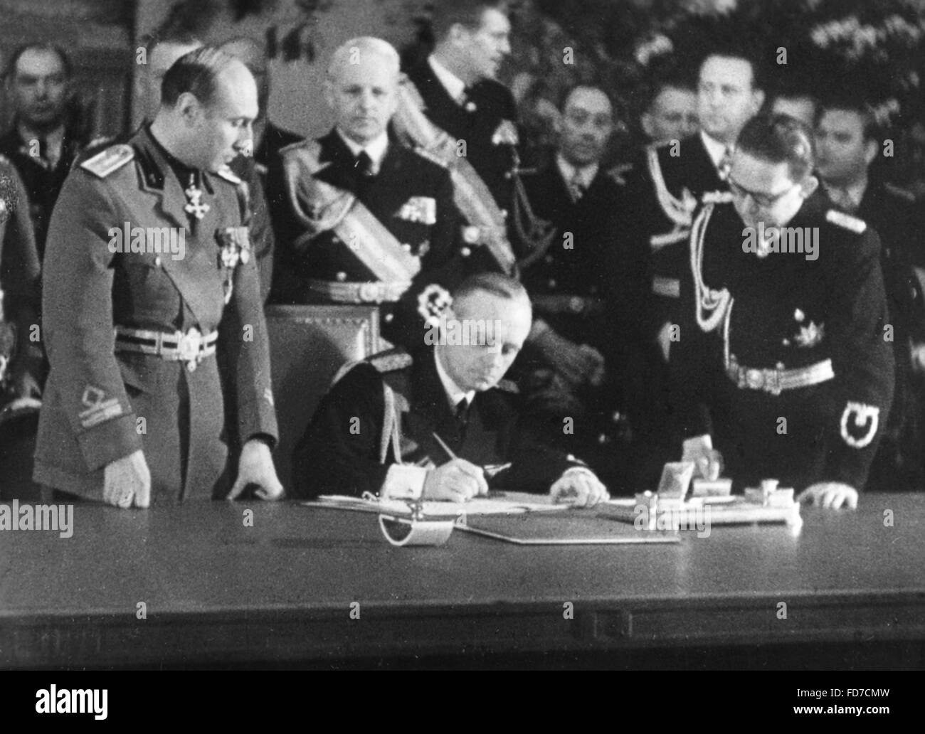 Joachim von Ribbentrop signe le pacte de l'alliance germano-italien, 22/05/1939 Banque D'Images