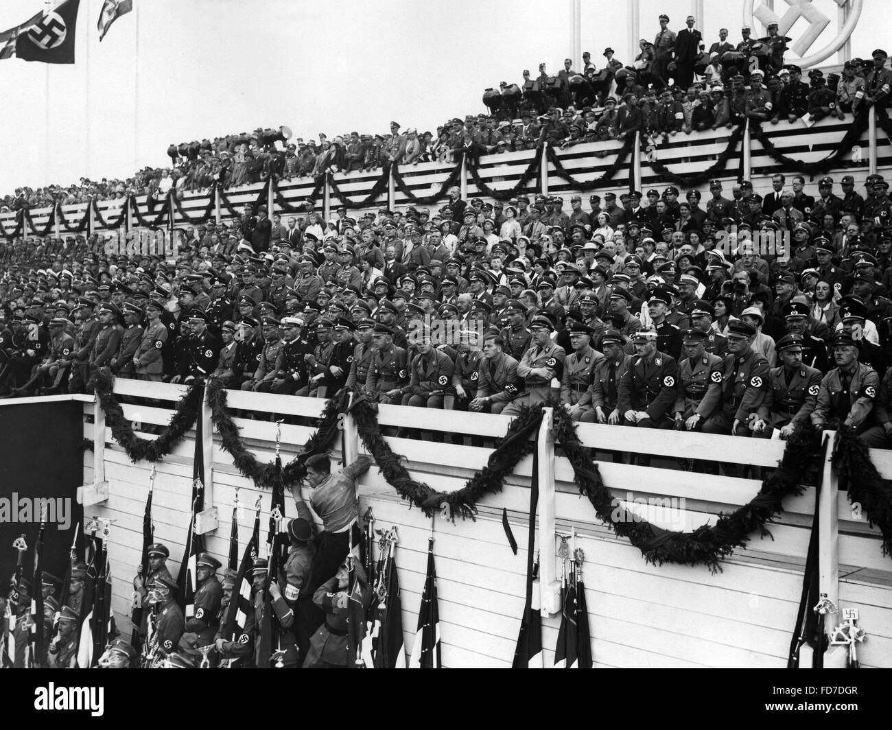 Stand VIP le jour de la Reichswehr au congrès de Nuremberg, 1934 Banque D'Images