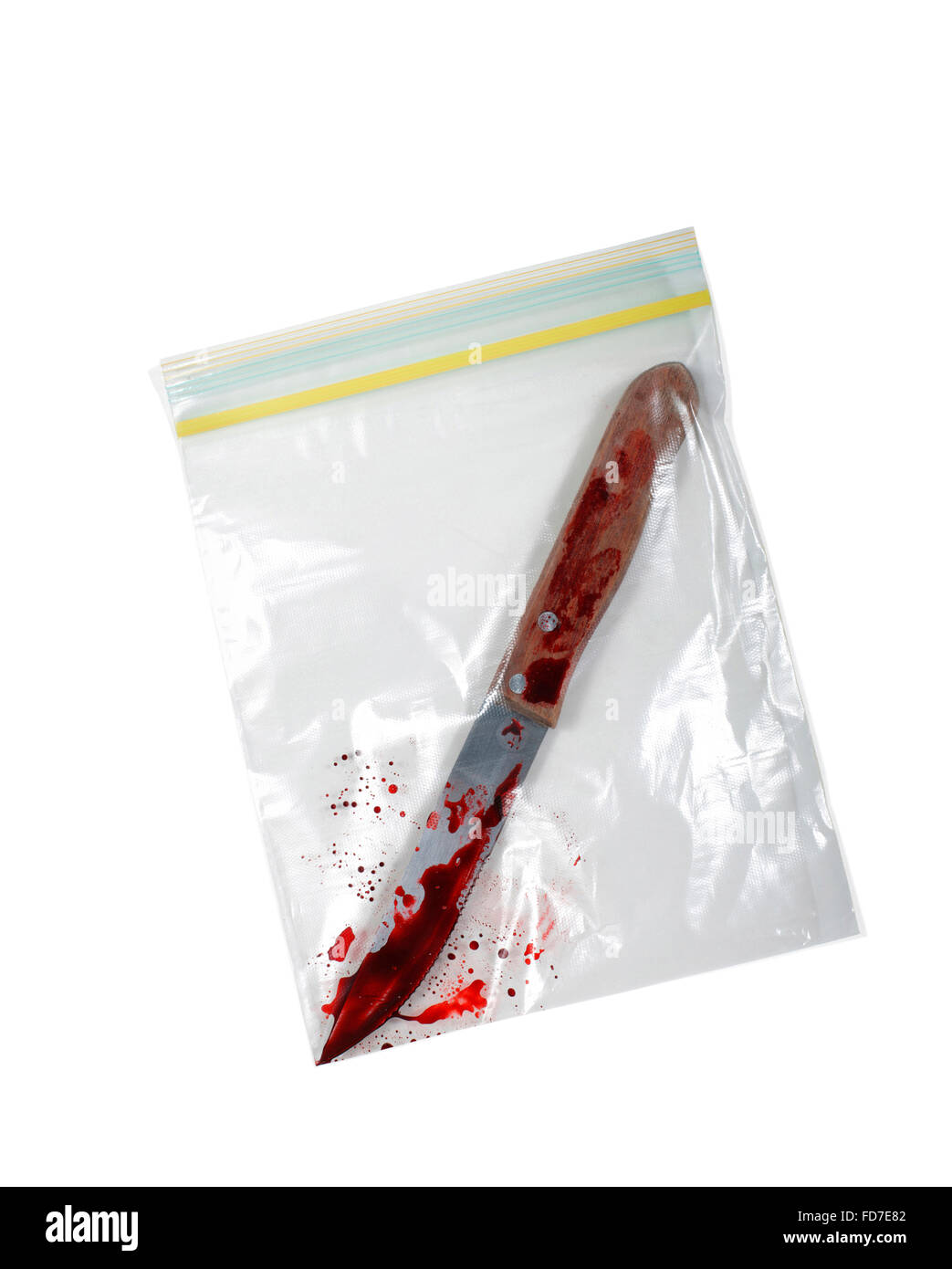Portrait d'un couteau sanglant dans le sac en plastique Banque D'Images