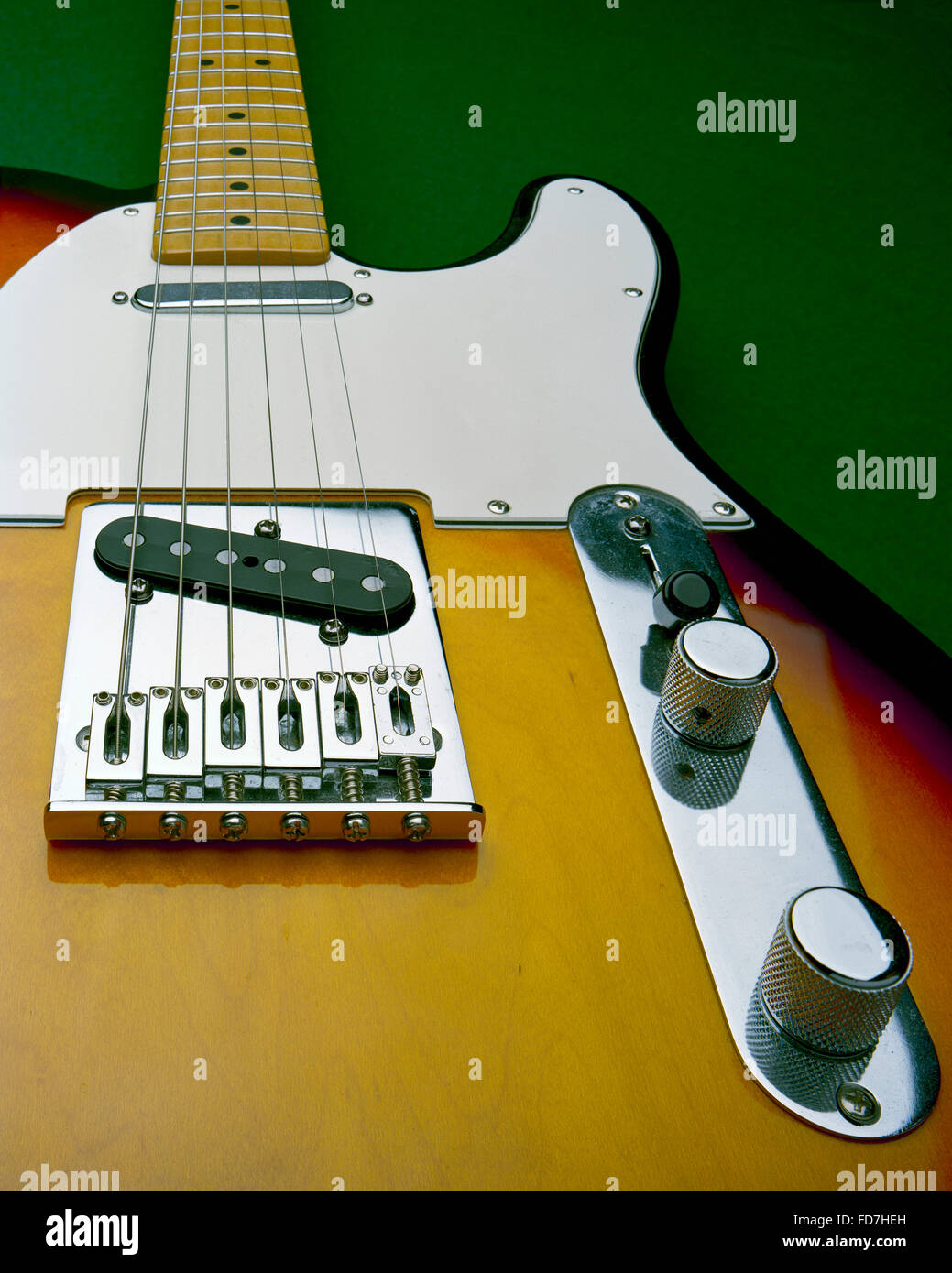 Finition Sunburst Fender Telecaster guitare électrique solide Banque D'Images