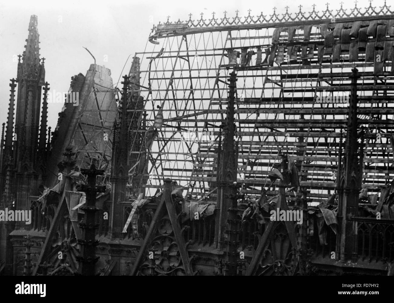 Dommages causés par les bombes de la cathédrale de Cologne, 1943 Banque D'Images