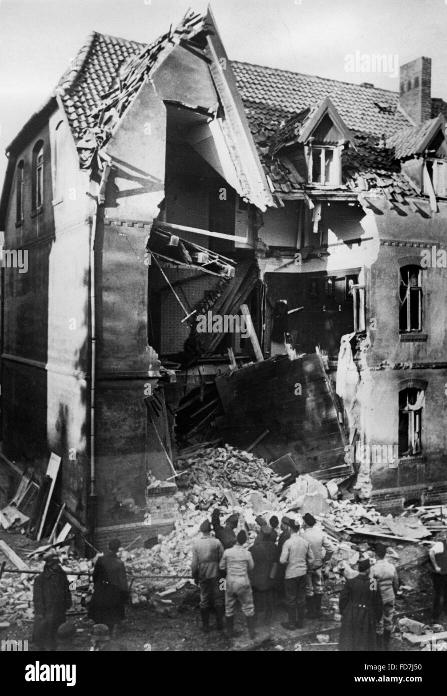 Un bâtiment résidentiel détruit au cours d'un raid aérien, 1940 Banque D'Images