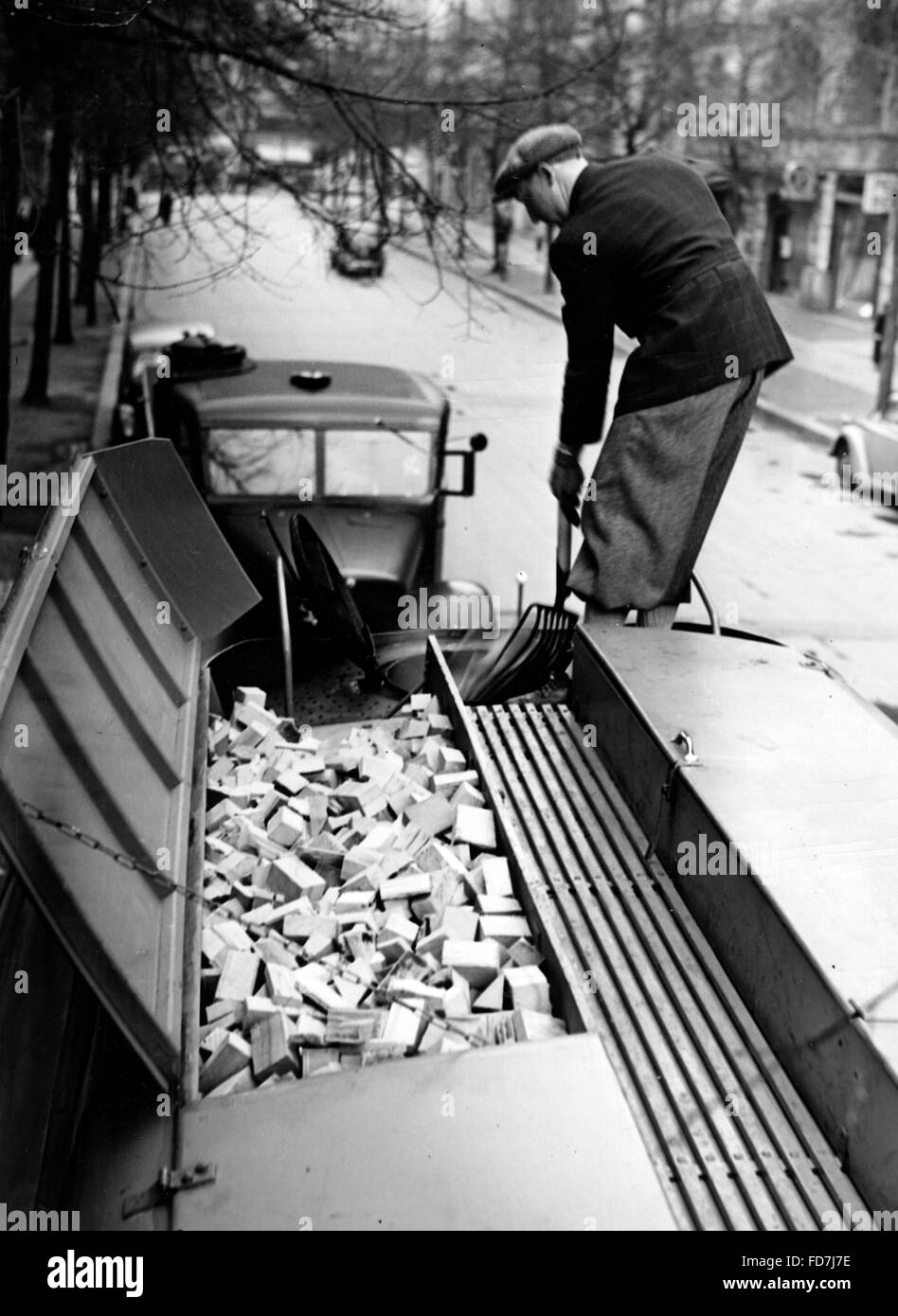 Le gaz de bois dur avec Omnibus, 1941 Banque D'Images