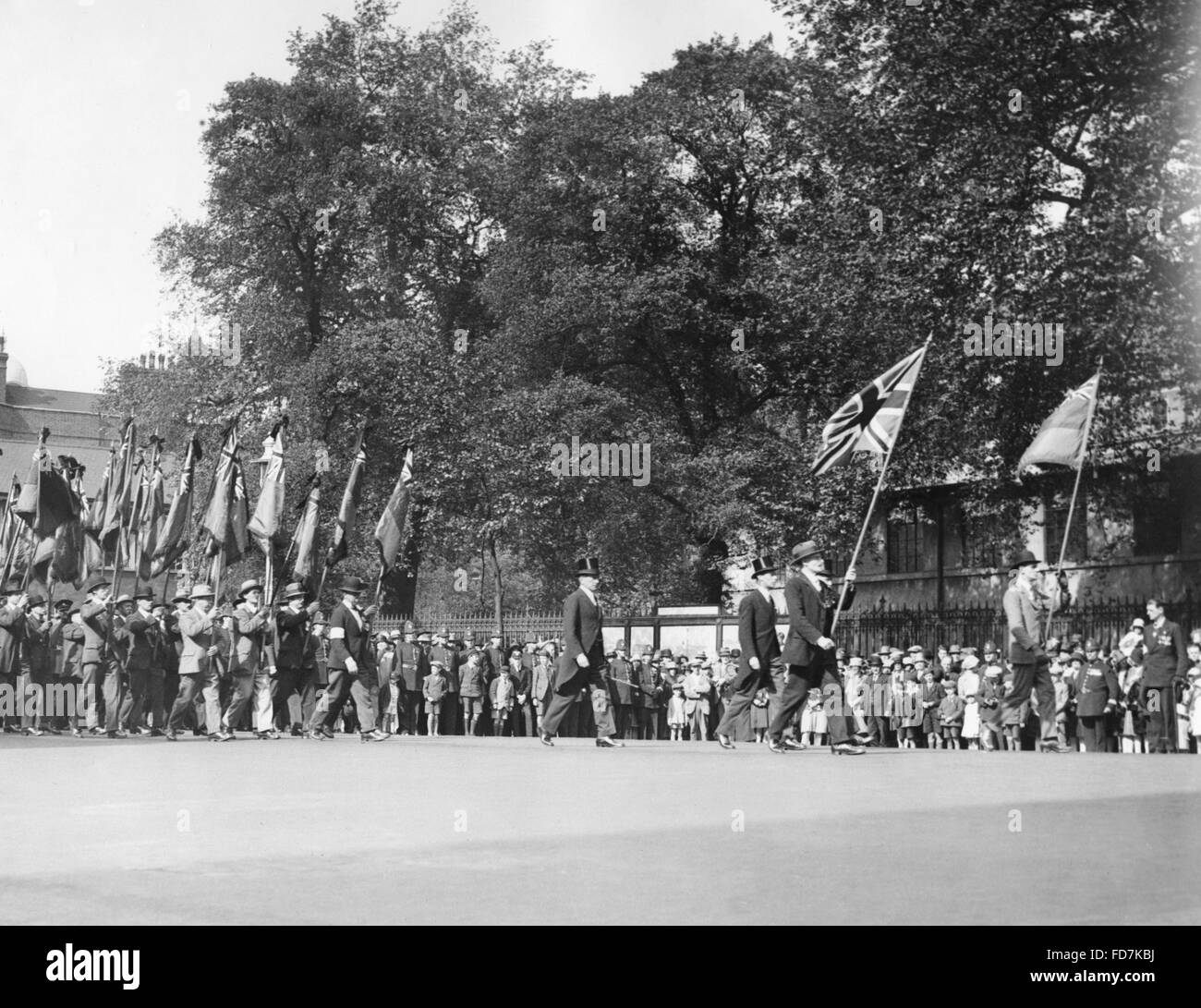 Célébration de l'Armistice avec défilé militaire Banque D'Images