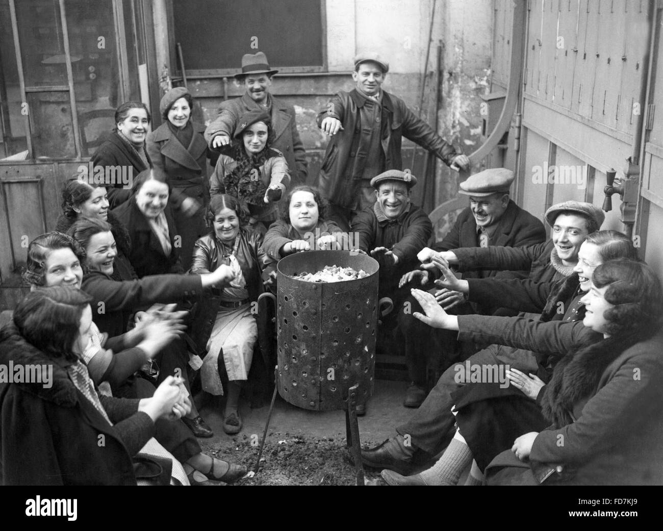 Les travailleurs en grève à Paris un magasin à bloc, 1936 Banque D'Images