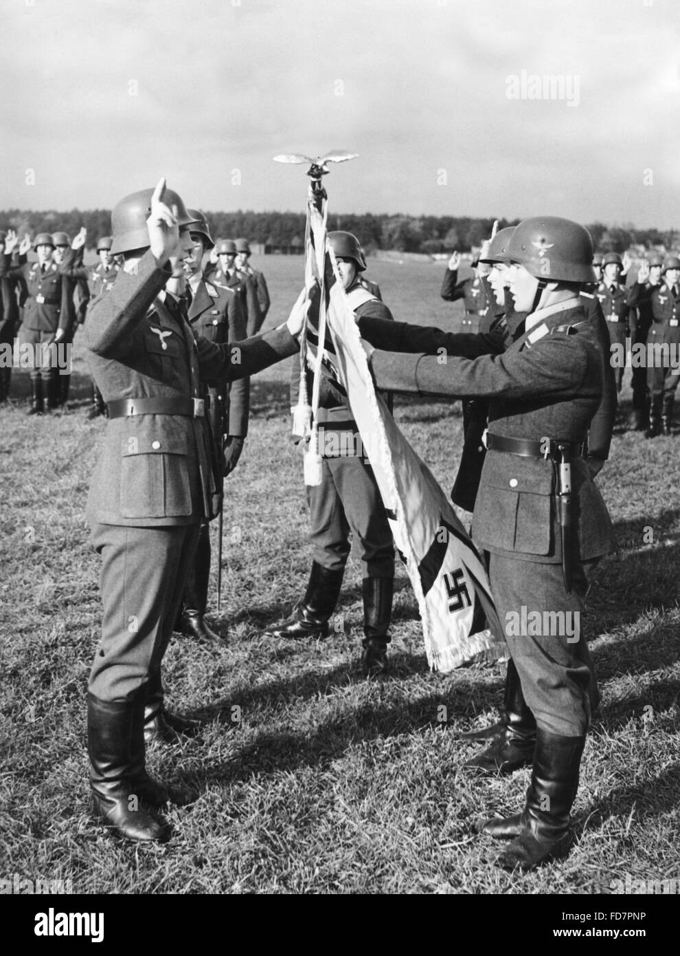 Prestation de serment des élèves officiers du Luftkriegsschule (l'école des aspirants de la Luftwaffe) en 1937, Ortsteil Gatow Banque D'Images