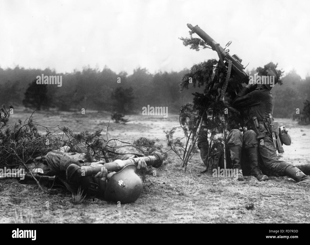 Mitrailleuse anti-aérienne au cours d'un exercice de bataillon le Luebbener Jaeger, 1935 Banque D'Images