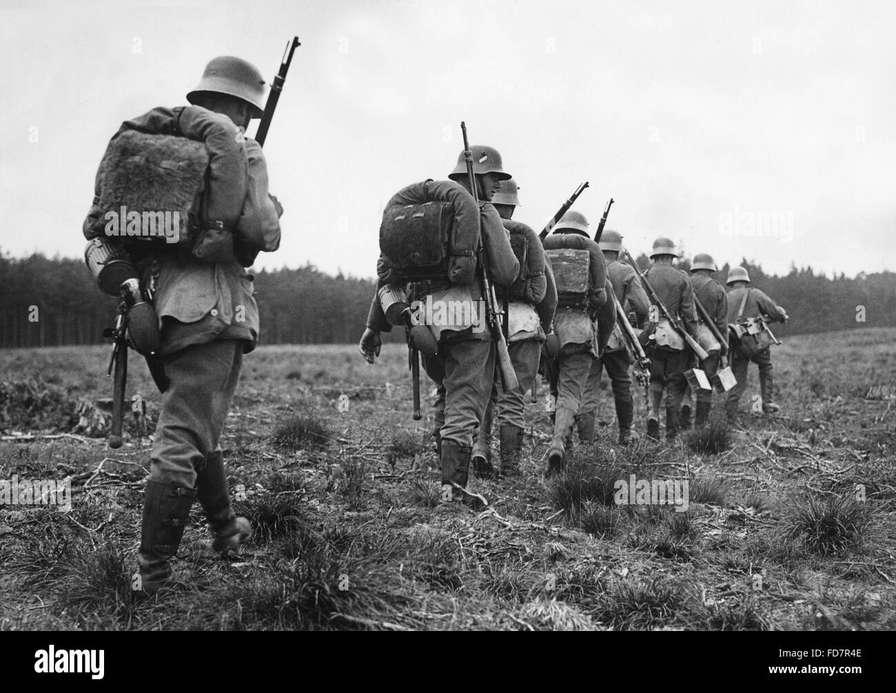 Des soldats de la Wehrmacht pendant une manoeuvre, 1935 Banque D'Images