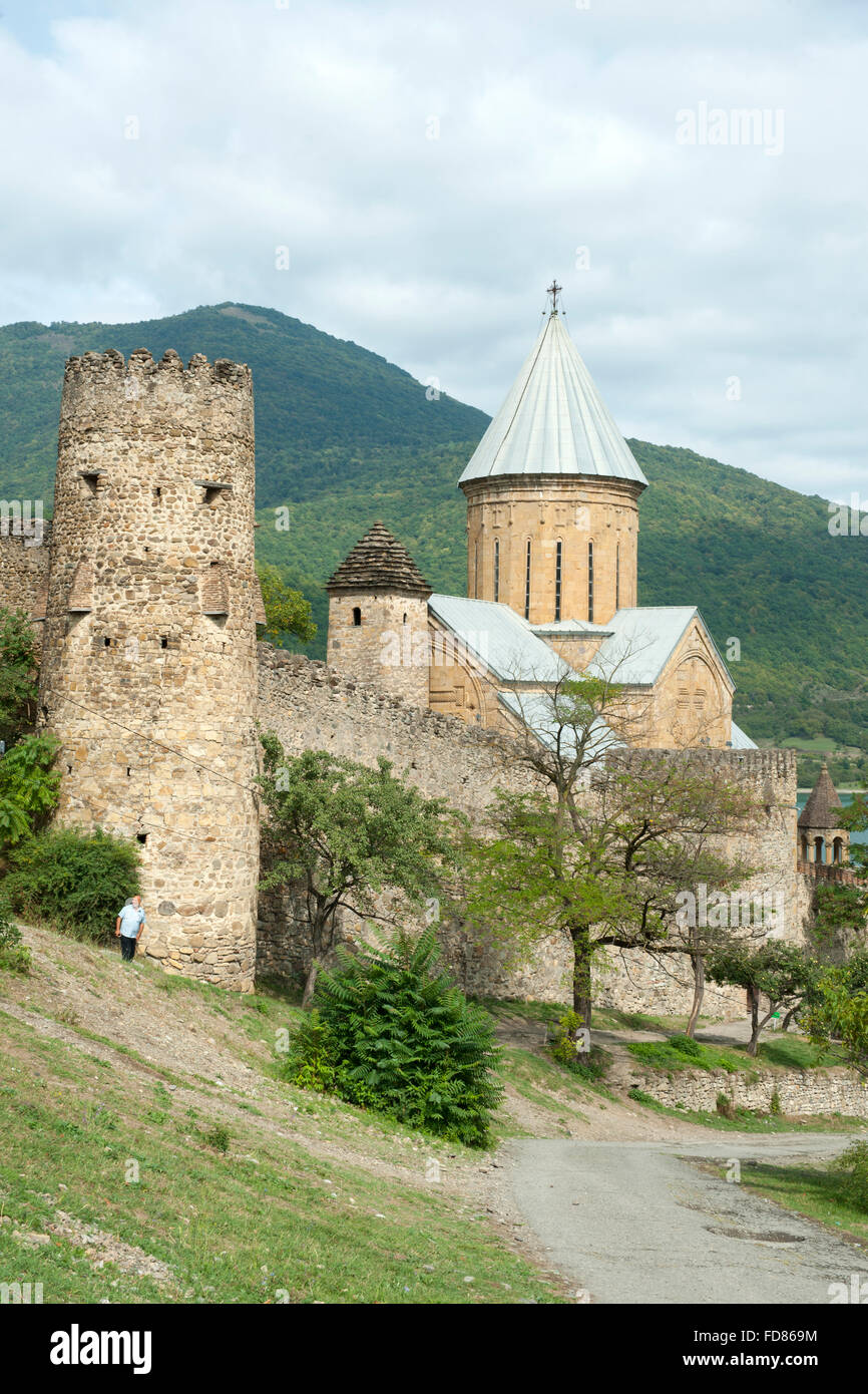 Georgen, Mtskheta-Mtianeti, Festung Ananuri an der Georgischen Heerstrasse. Banque D'Images