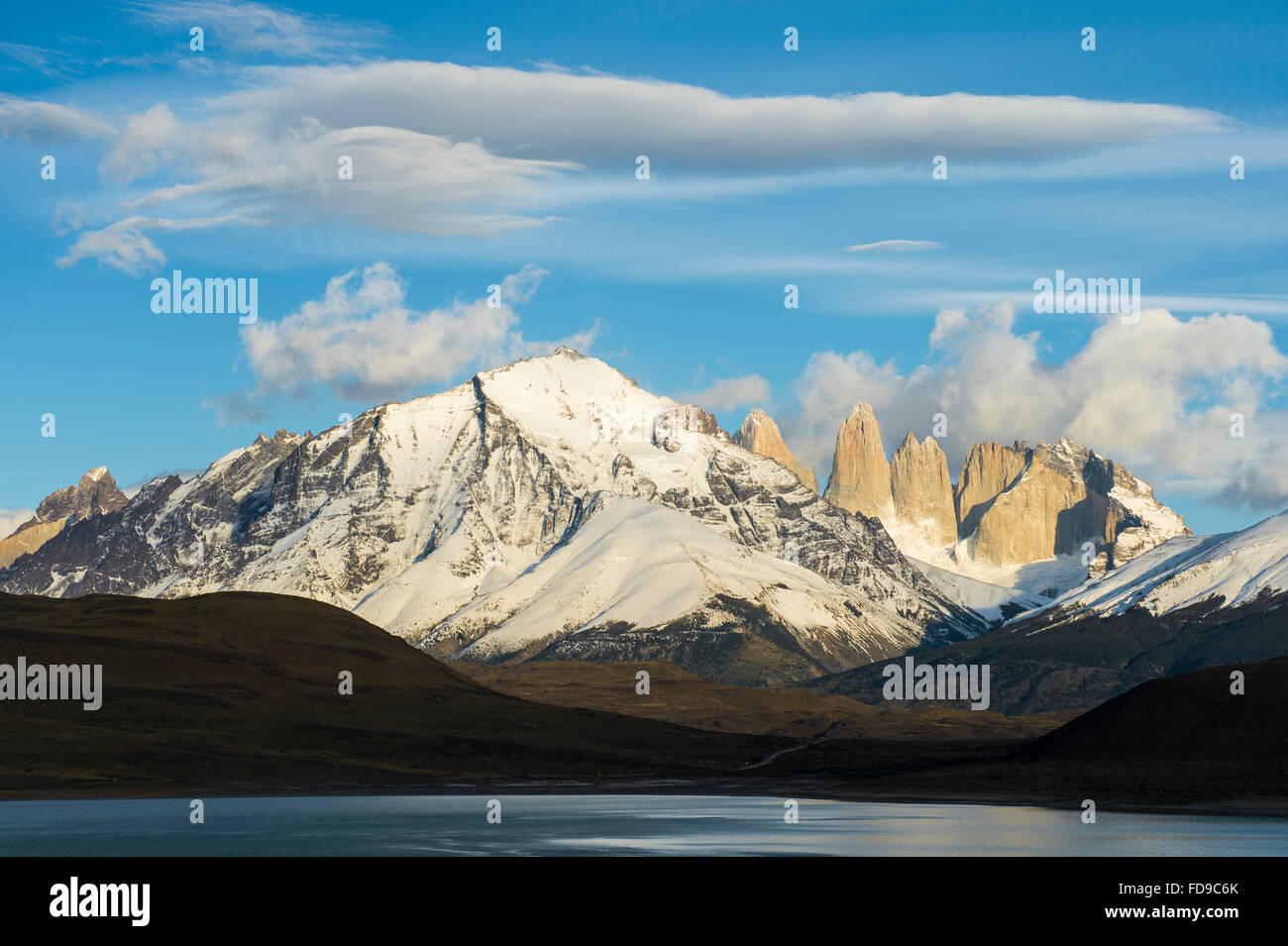 Cuernos del Paine et la lagune Amarga, Parc National Torres del Paine, Patagonie chilienne, Chili Banque D'Images