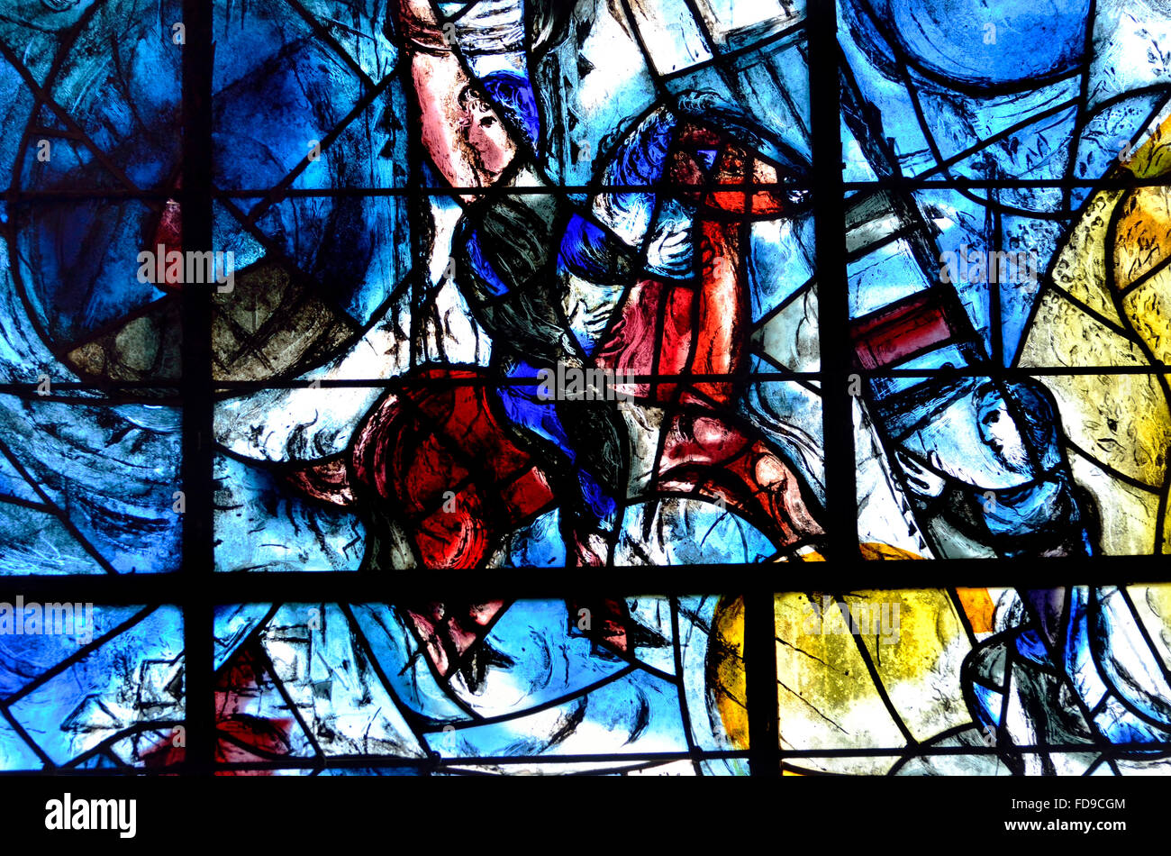 Tudeley, Tonbridge, Kent, UK. L'église All Saints. Vitrail de Marc Chagall à la mémoire de Sarah d'Avigdor c Thouret,... Banque D'Images