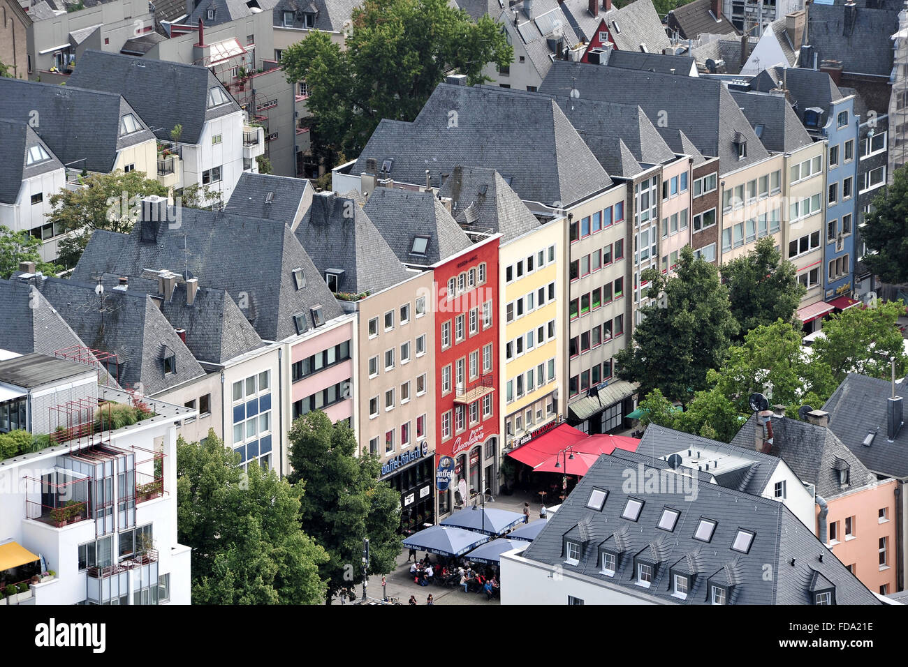 Koeln, Allemagne, maisons colorées au vieux marché dans Koeln Banque D'Images