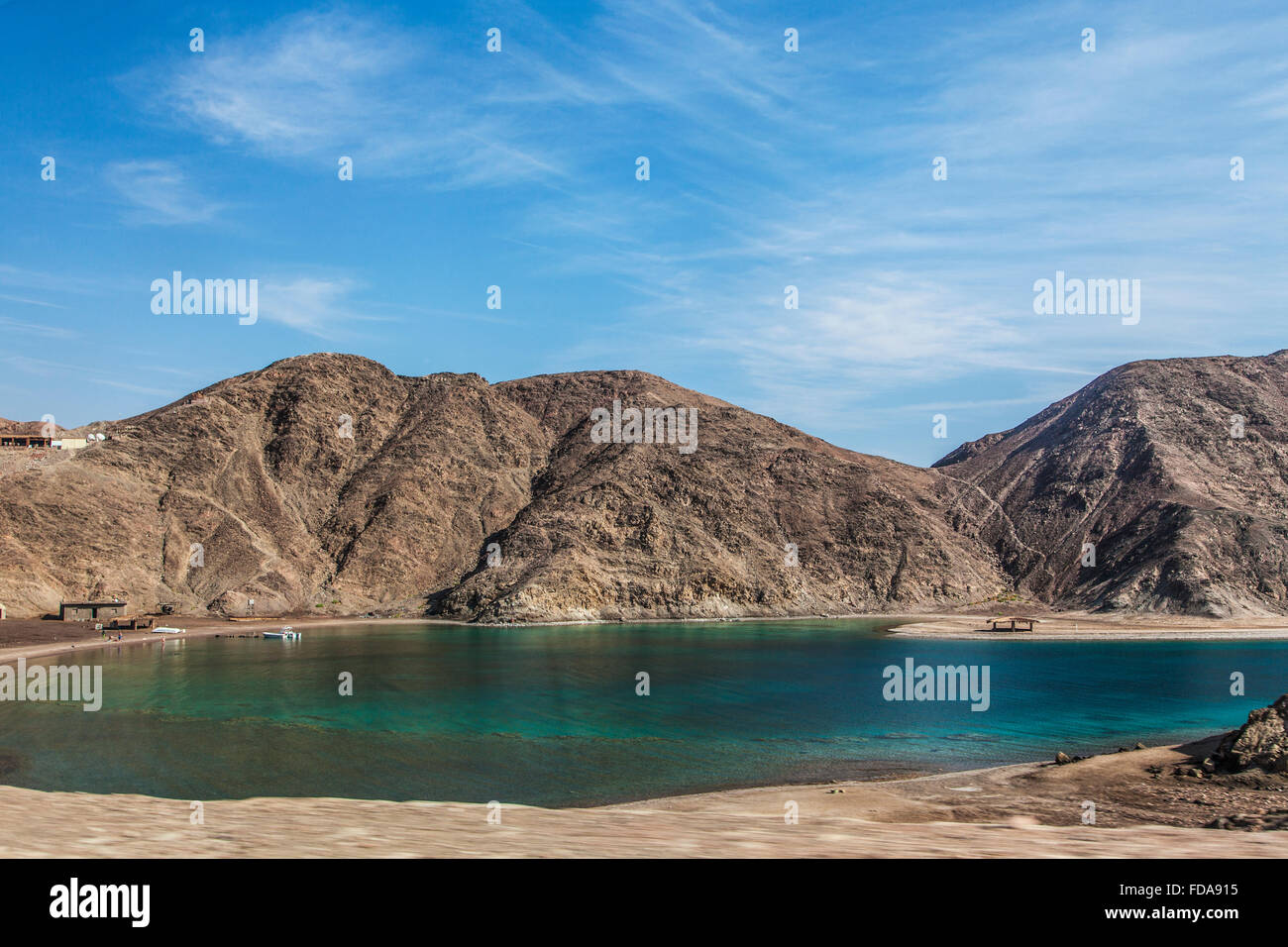 Un bras du golfe d'Aqaba, près de Taba sur la péninsule du Sinaï en Égypte. Banque D'Images