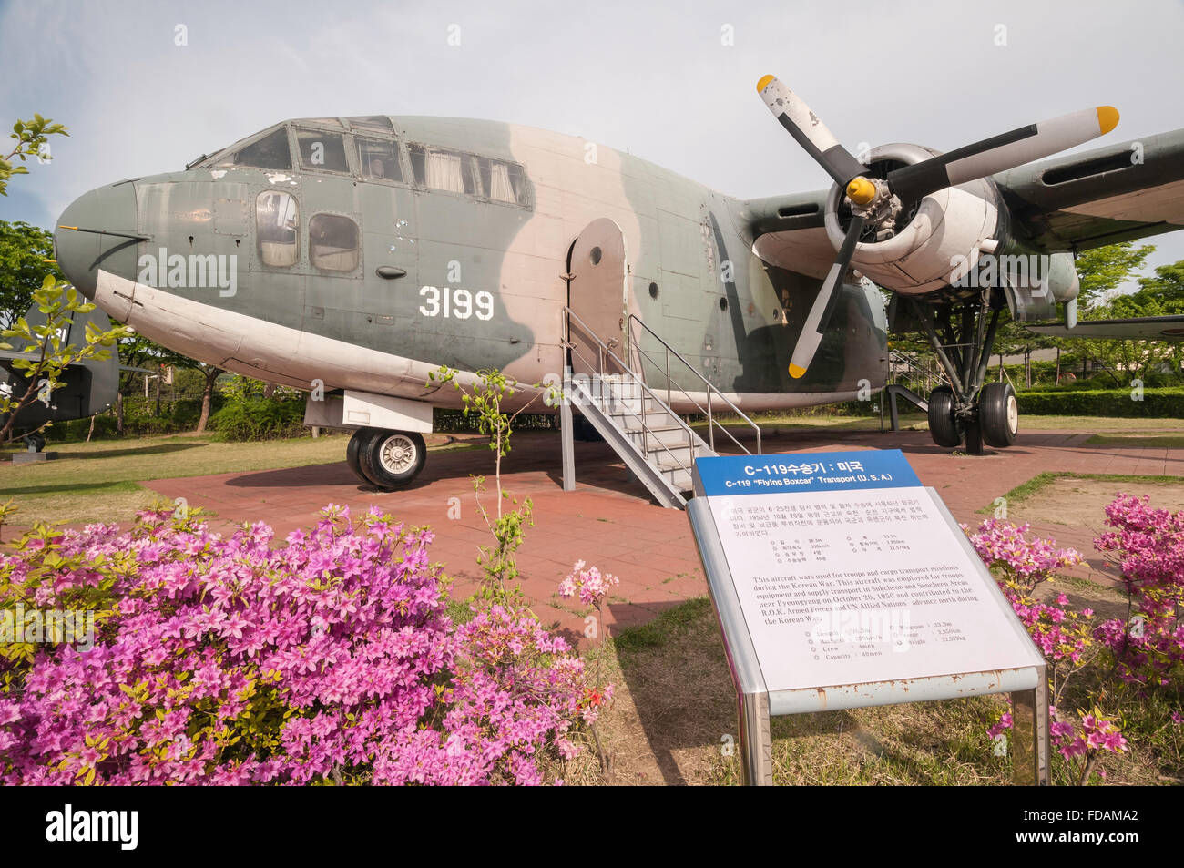 C-119 Flying Boxcar, Transport (USA), Mémorial de la guerre de Corée, ginyeomgwan Jeonjaeng-dong, Yongsan, Seoul, Corée du Sud Banque D'Images