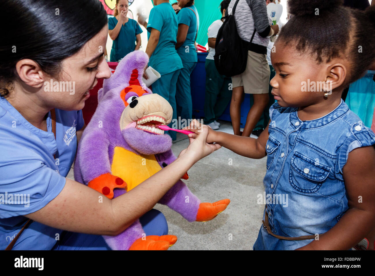 Miami Florida,Book Fair International,Miami Dade College campus,littéraire,festival,hygiène dentaire annuelle,étudiants,adultes hispaniques, Banque D'Images