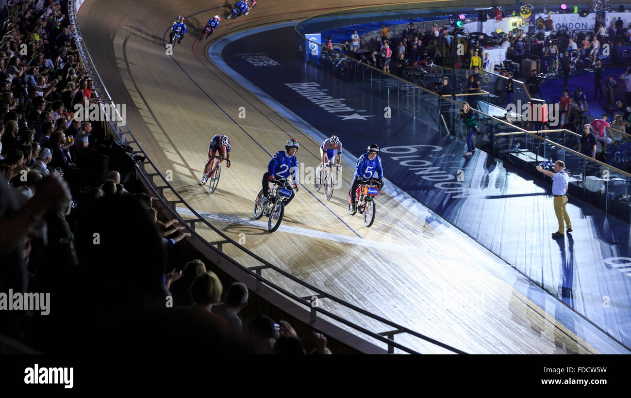 Londres, Royaume-Uni, 22 octobre 2015. Jour 6 Londres. Course Derny au Lee Valley VeloPark, Stratford Banque D'Images