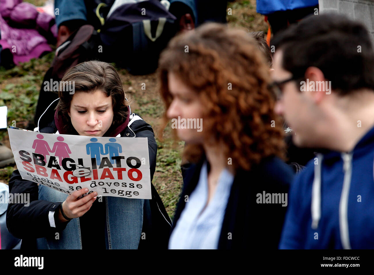 Rome, Italie. Jan 30, 2016. Banner man-homme et femme-femme est mauvais Rome 30 janvier 2016. Le Circus Maximus. Le jour de la famille 2016. Crédit photo Samantha Zucchi Insidefoto : Insidefoto/Alamy Live News Banque D'Images