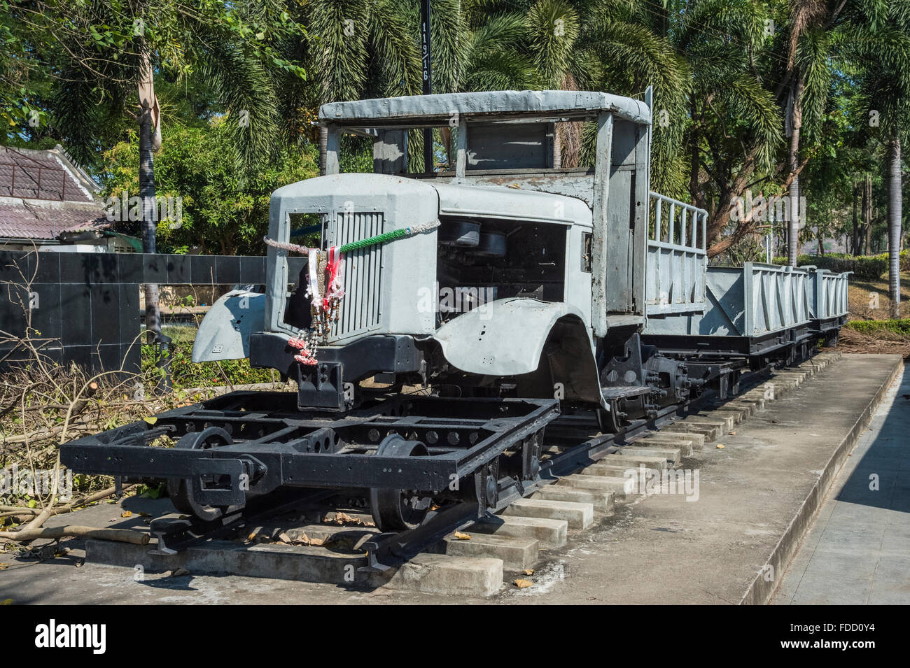 Thaïlande, Kanchanaburi. Siam Birmanie train de la mort train de camions japonais Banque D'Images