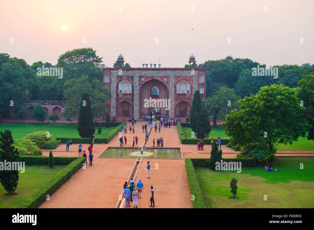 Mosquée Cathédrale de la mosquée principale de vieux Delhi en Inde Vue d'une mosquée au coucher du soleil Banque D'Images