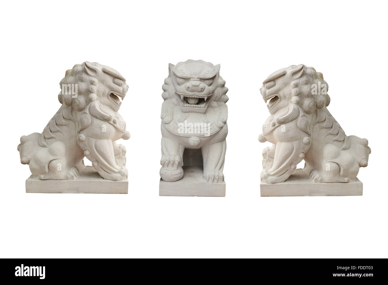 Des statues de lion dans un style chinois sur la porte du temple général en Thaïlande. Banque D'Images