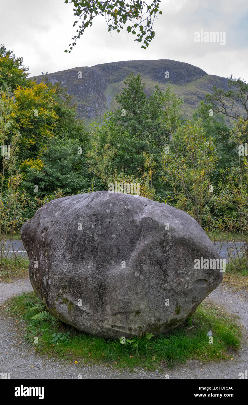 La pierre qui souhaitent à Glen Nevis, Ecosse, Royaume-Uni. Banque D'Images