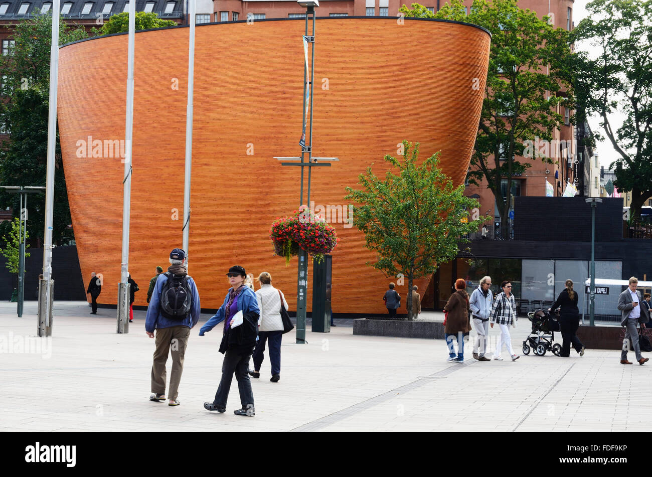 La chapelle - Chapelle de Kamppi Silence - est une chapelle luthérienne Kamppi, Helsinki, en situé sur le Narinkka Square. Helsinki. Banque D'Images