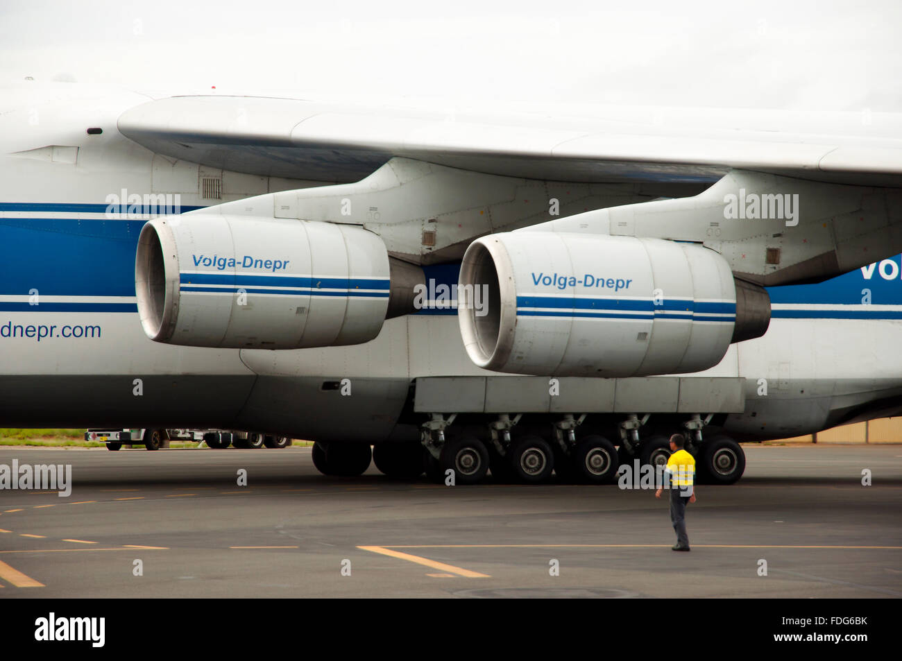 Volga-Dnepr russe Antonov (AN-124) avion cargo Banque D'Images