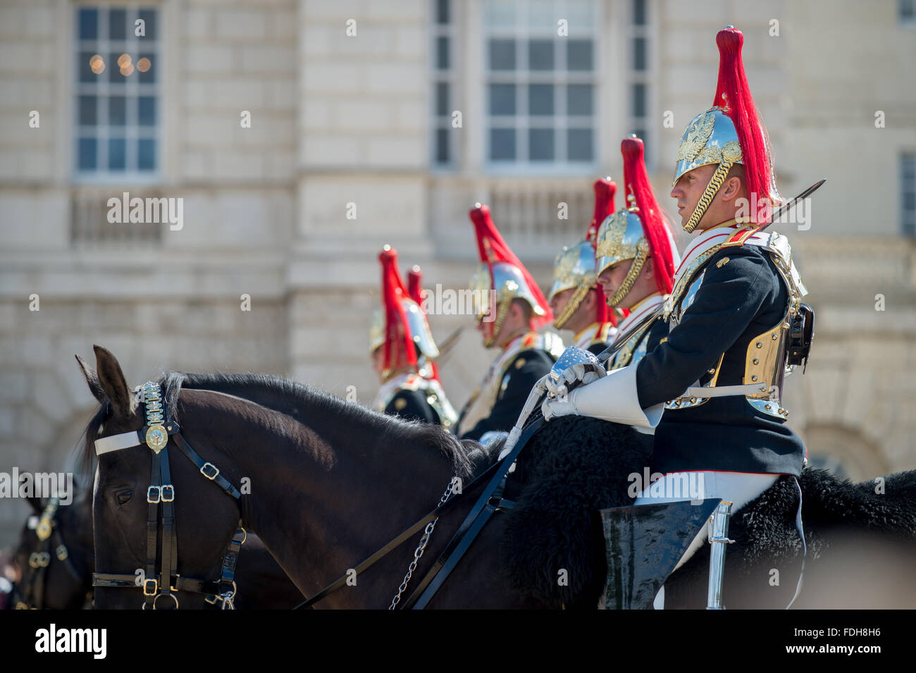 Londres, Angleterre - relève de la garde à Horse Guards Parade Banque D'Images