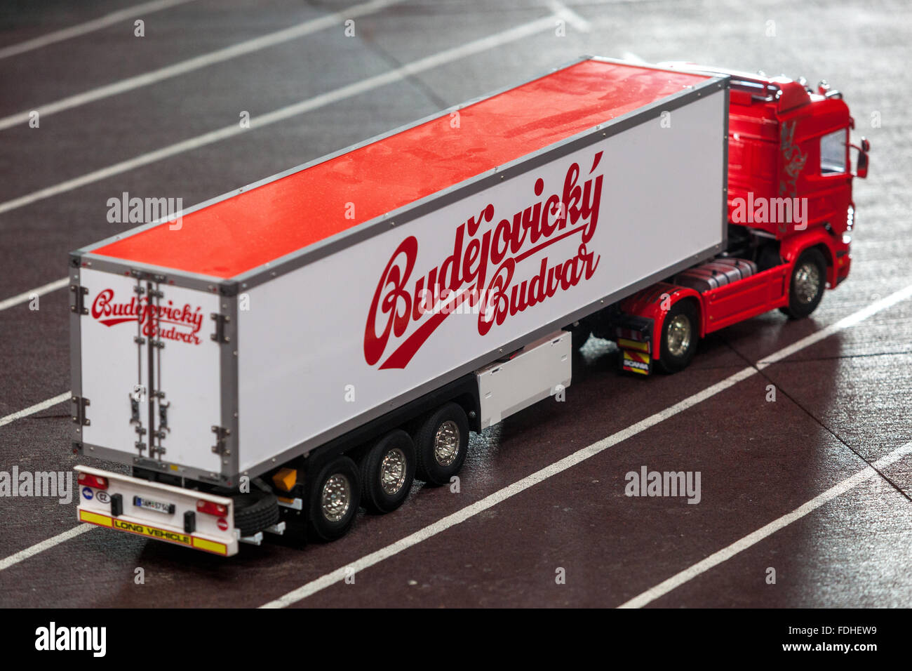 Modèle de camion avec le logo de la brasserie Budweiser Budvar République Tchèque Banque D'Images