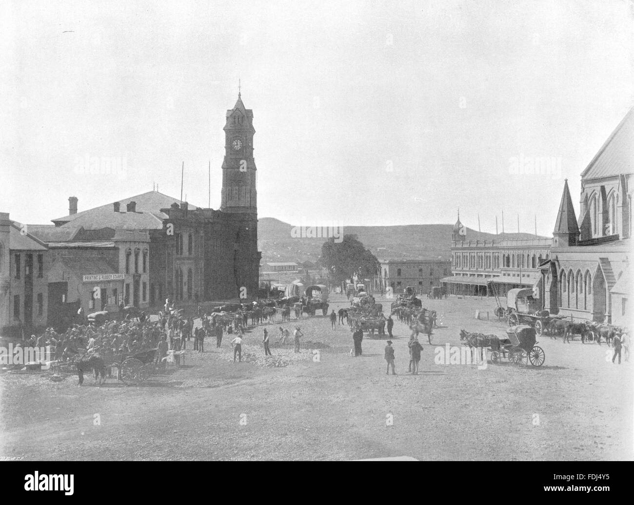 Afrique du Sud : place de l'Église, Grahamstown, antique print 1899 Banque D'Images