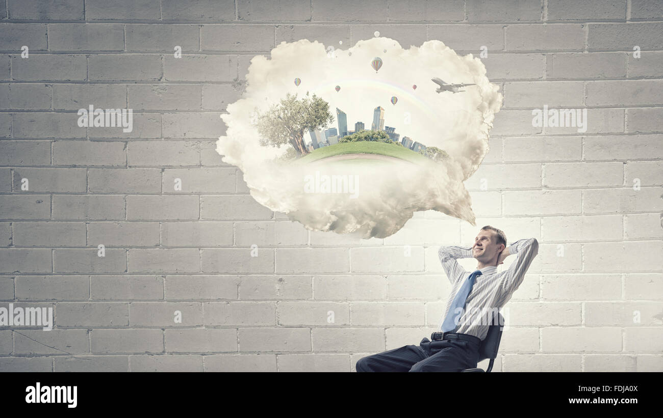 Businessman in président et pensée vide nuage au-dessus de sa tête Banque D'Images