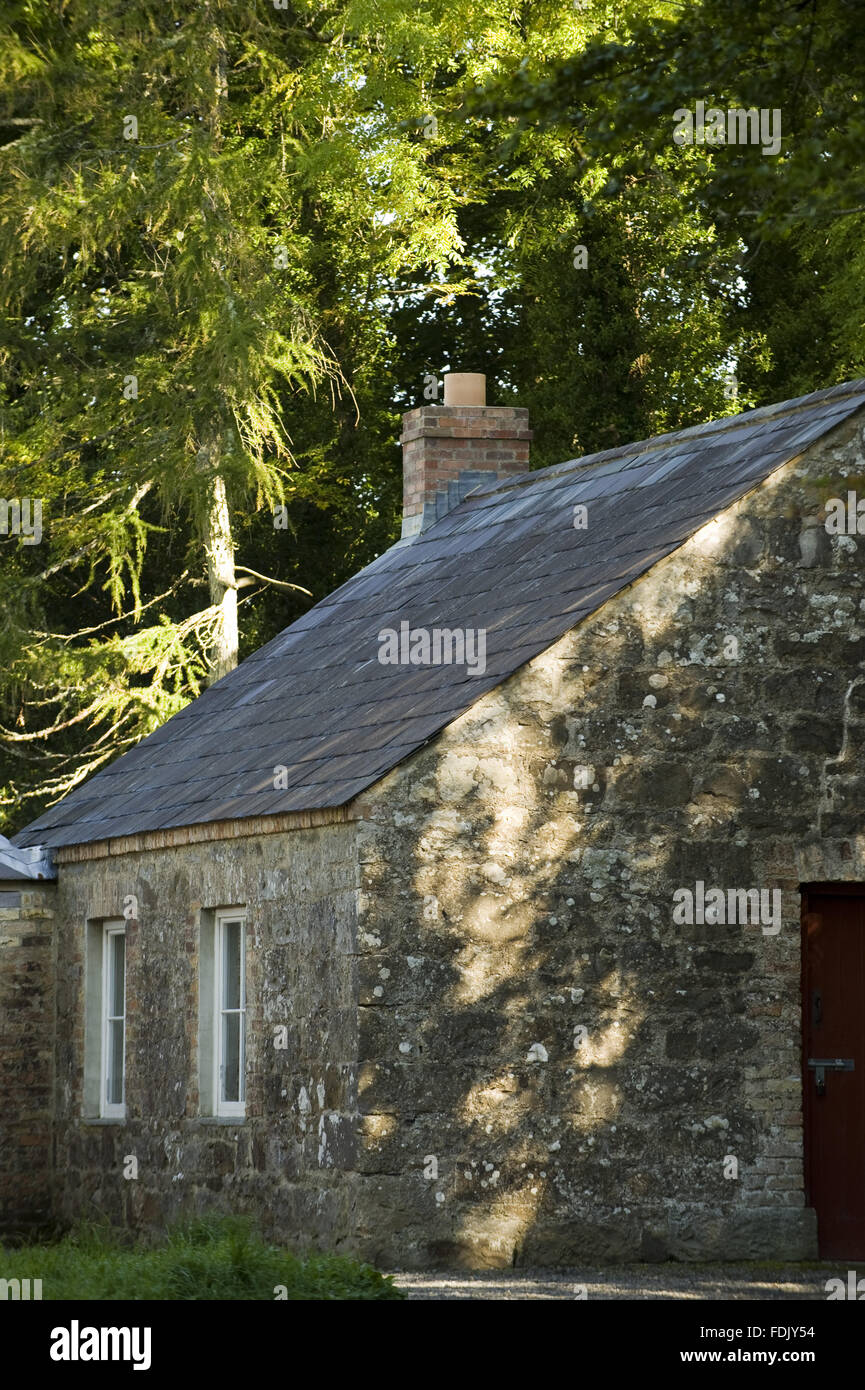 Immeubles xixe siècle à Florence Court, Co. fermanagh, Irlande du Nord. Banque D'Images