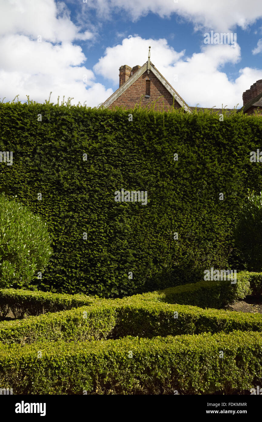 Fort dans le Nœud de couverture jardin à Moseley Old Hall, Staffordshire. Banque D'Images