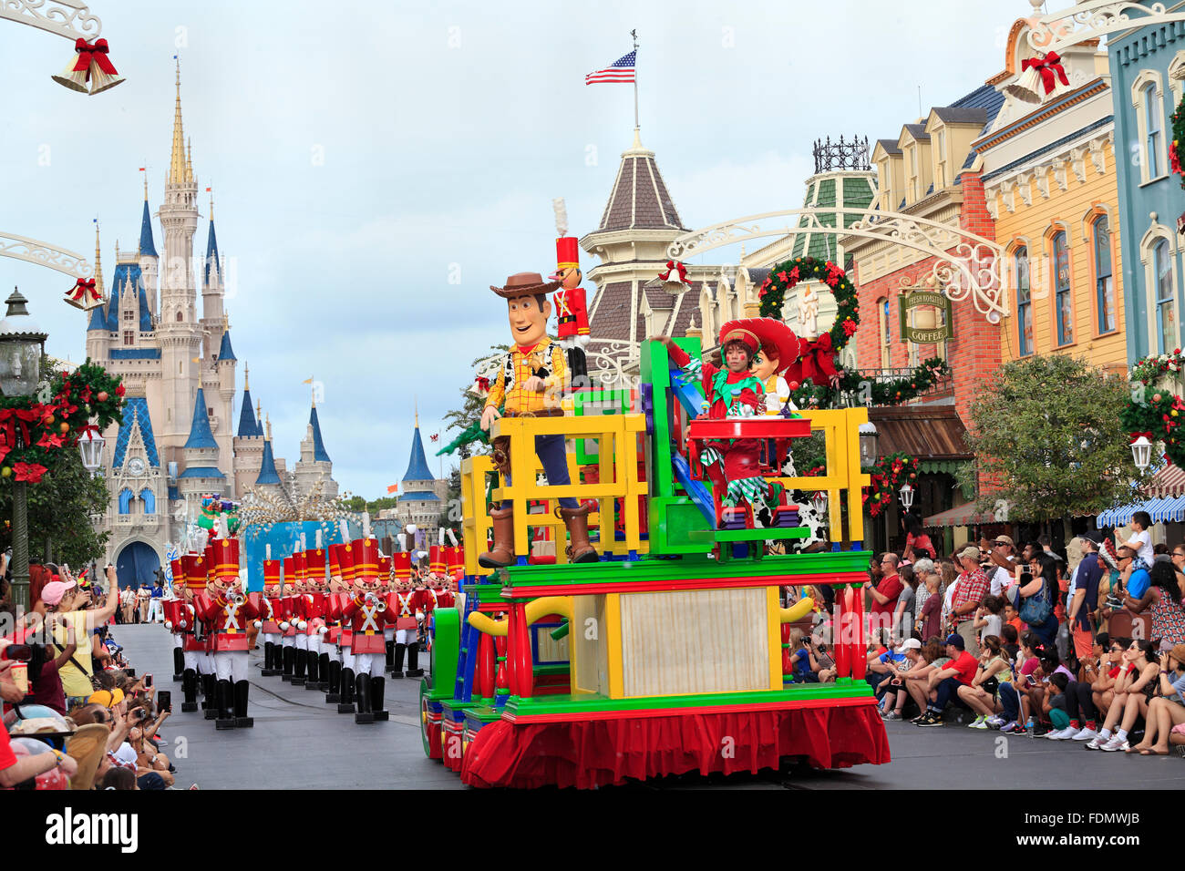 Parade de Noël dans la région de Magic Kingdom, Orlando, Floride Banque D'Images