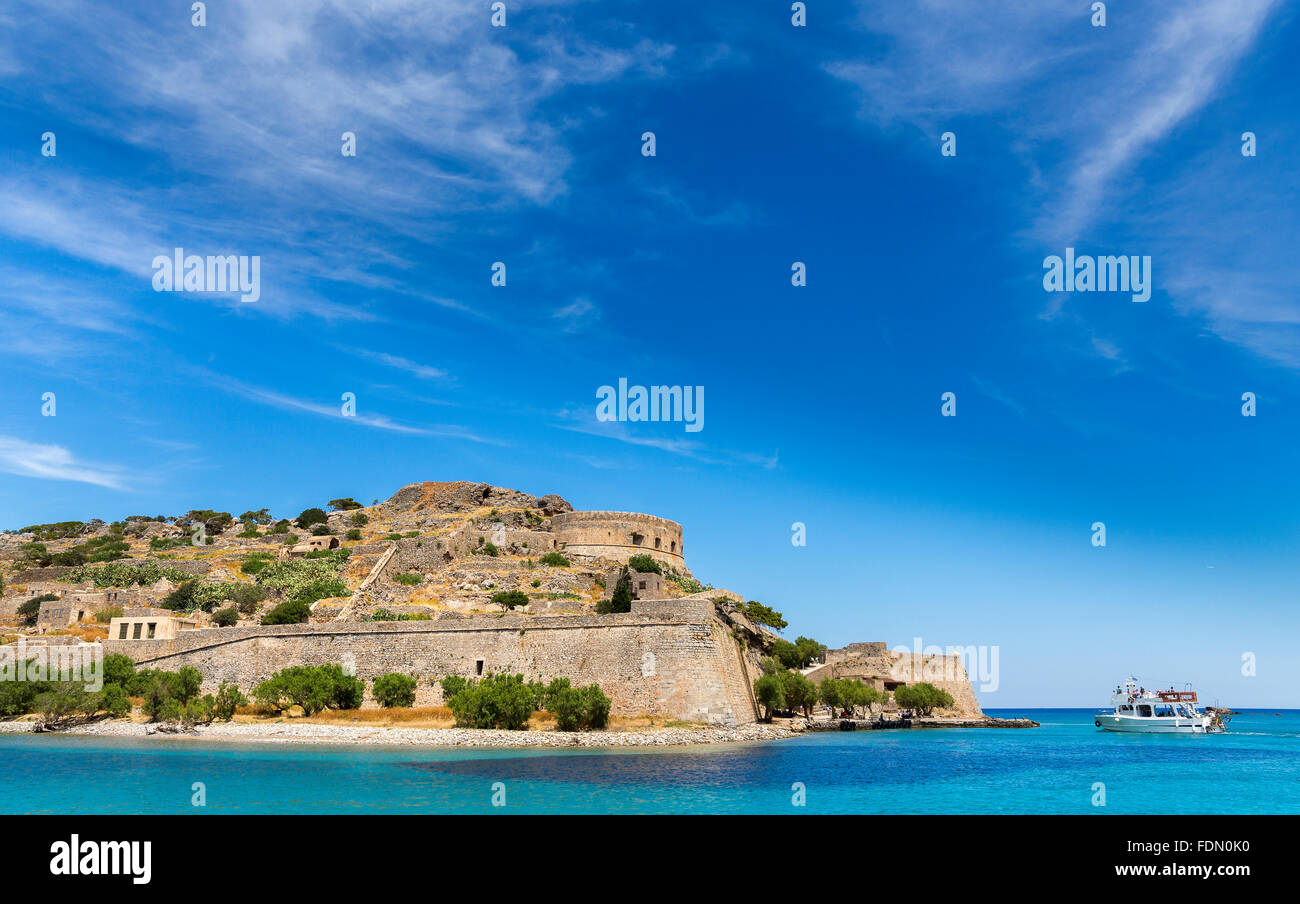 Forteresse sur l'île de Spinalonga grec inhabitées ou Kalydon, Golfe de Mirabello, Crète, Grèce Banque D'Images