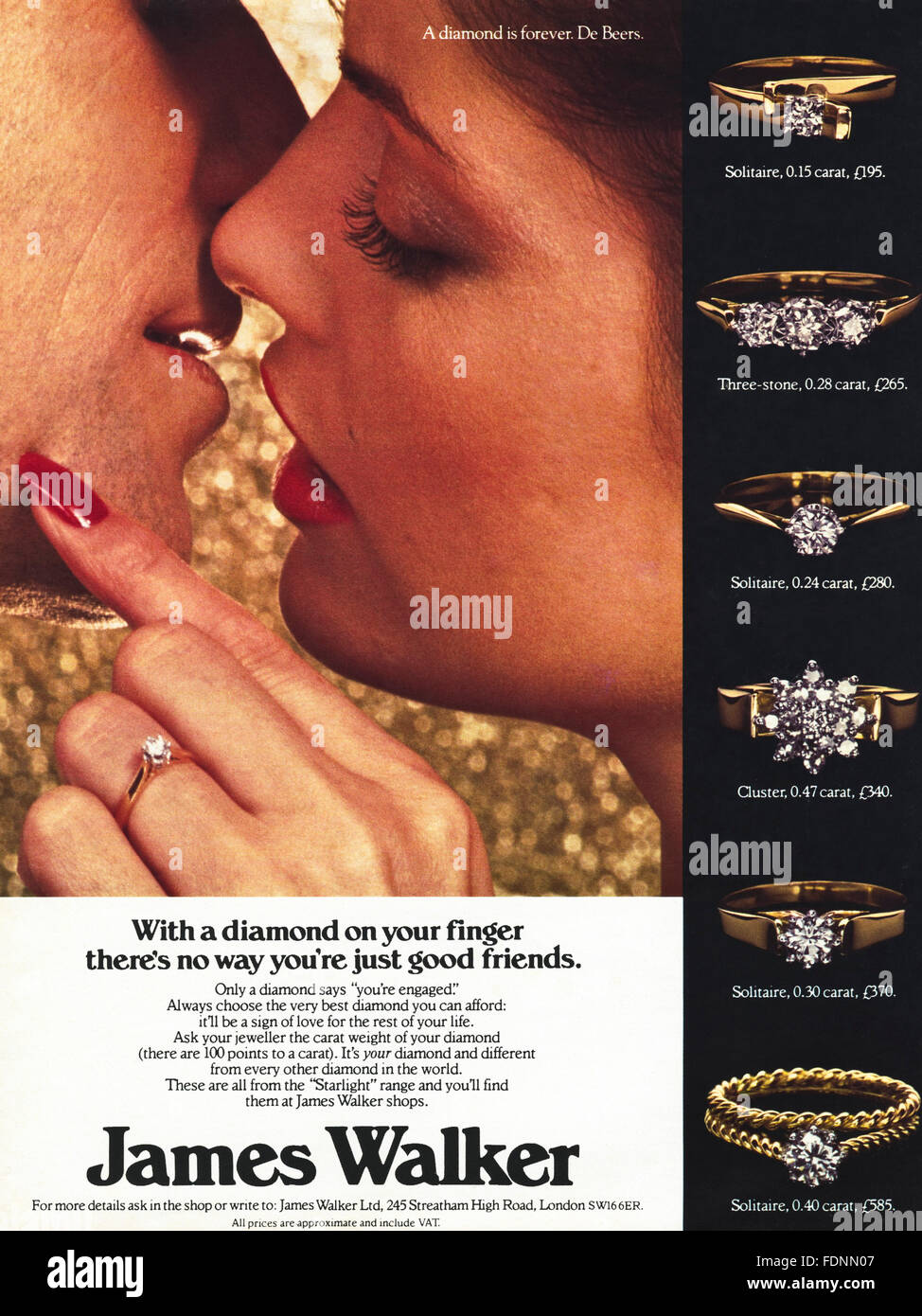 Pleine page couleur original vintage magazine une publicité à partir d'années 1970. Annonce en date du 1978 James Walker publicité boutiques bijoux Banque D'Images