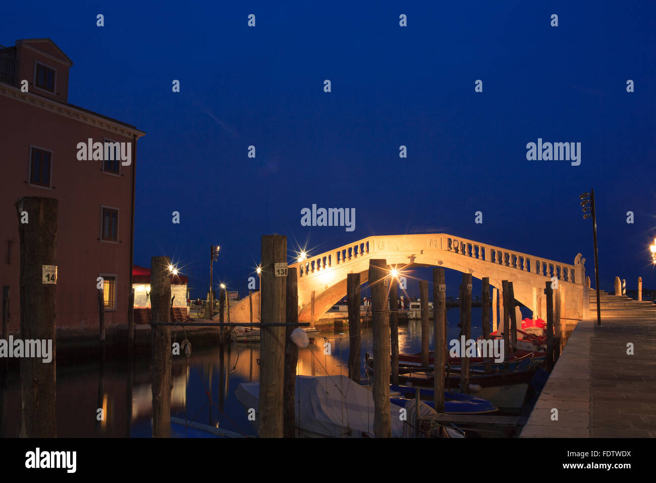 Vue sur le pont Vigo à Chioggia, Italie Banque D'Images