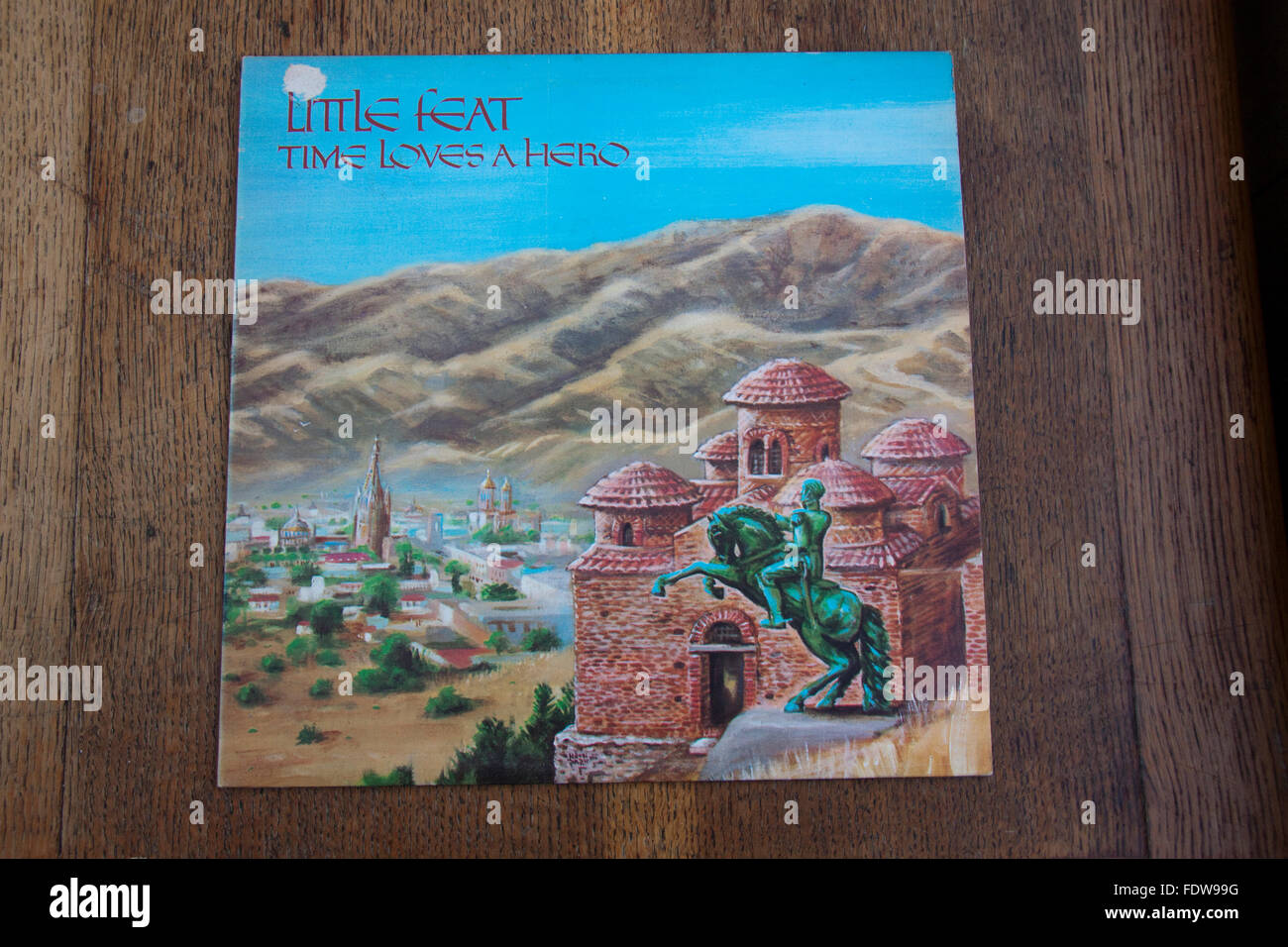 Couverture de l'album de Little Feat's 1977 record Time Loves a Hero Banque D'Images Couverture de l'album de Little Feat's 1977 record Time Loves a Hero Banque D'Images