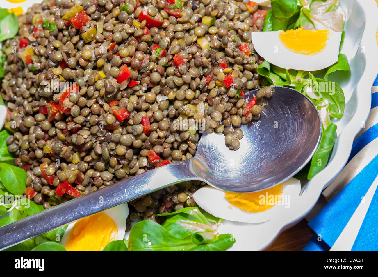 Salade de lentilles noir Banque D'Images