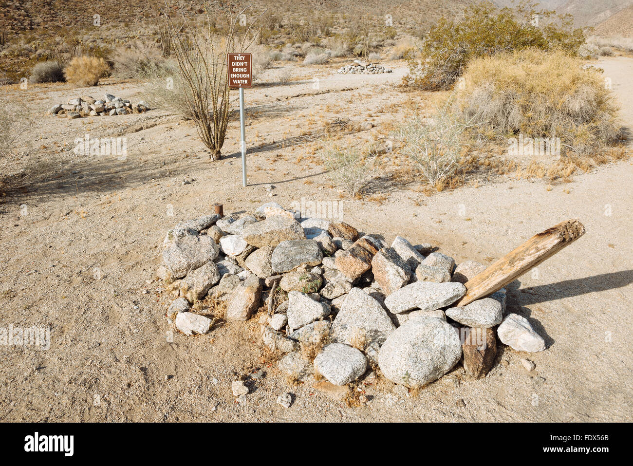 Les tombes de trois personnes qui sont mortes de déshydratation dans Anza-Borrego Desert State Park, Californie Banque D'Images