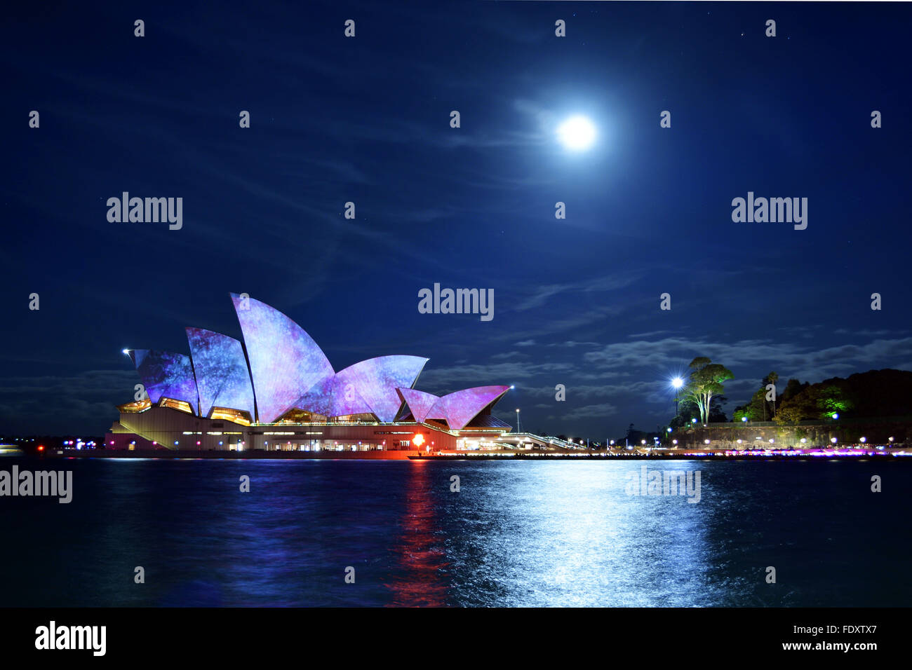 Au cours de Sydney Vivid Banque D'Images