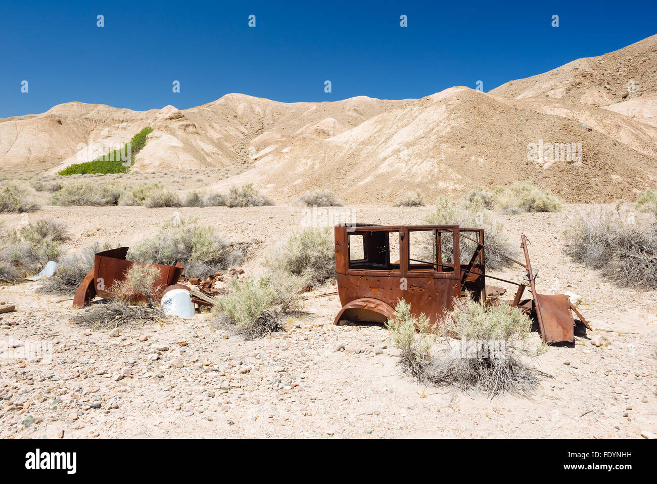 Paysage désertique le long de la rivière Amargosa sentier près de Tecopa, California Banque D'Images