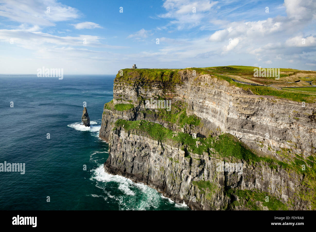 Les falaises de Moher, comté de Clare, Irlande. Banque D'Images