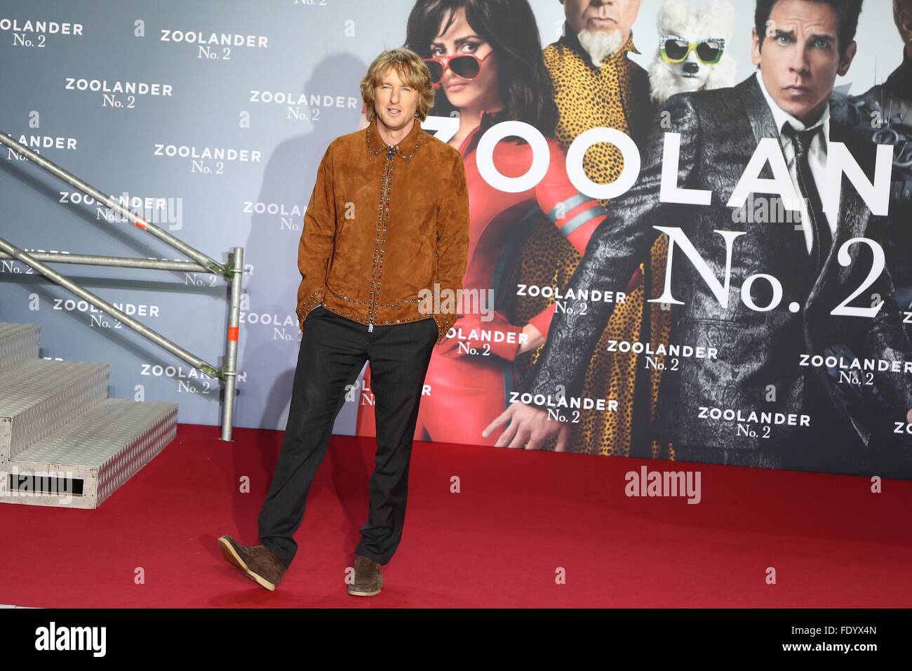Berlin, Allemagne. 09Th Feb 2016. Owen Wilson à la première de ZOOLANDER 2 - au CineStar Sony Center de Berlin. Dpa : Crédit photo alliance/Alamy Live News Banque D'Images