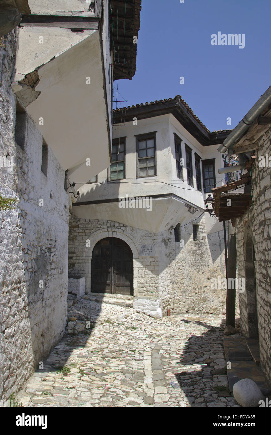 Maisons ottomanes à Kala, le fort de la ville blanche Berat, Albanie Banque D'Images