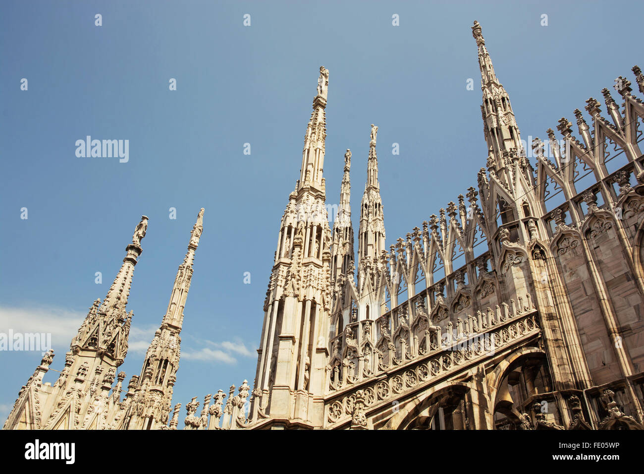 Détail de la cathédrale de Milan (Duomo di Milano, Italie). Thème de l'architecture. Patrimoine culturel. Banque D'Images